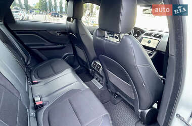Позашляховик / Кросовер Jaguar F-Pace 2020 в 