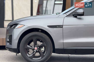 Внедорожник / Кроссовер Jaguar F-Pace 2023 в 