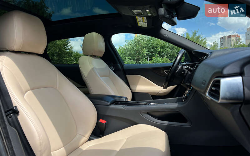 Внедорожник / Кроссовер Jaguar F-Pace 2017 в Львове фото 12 Внедорожник / Кроссовер Jaguar F-Pace 2017 в Львове