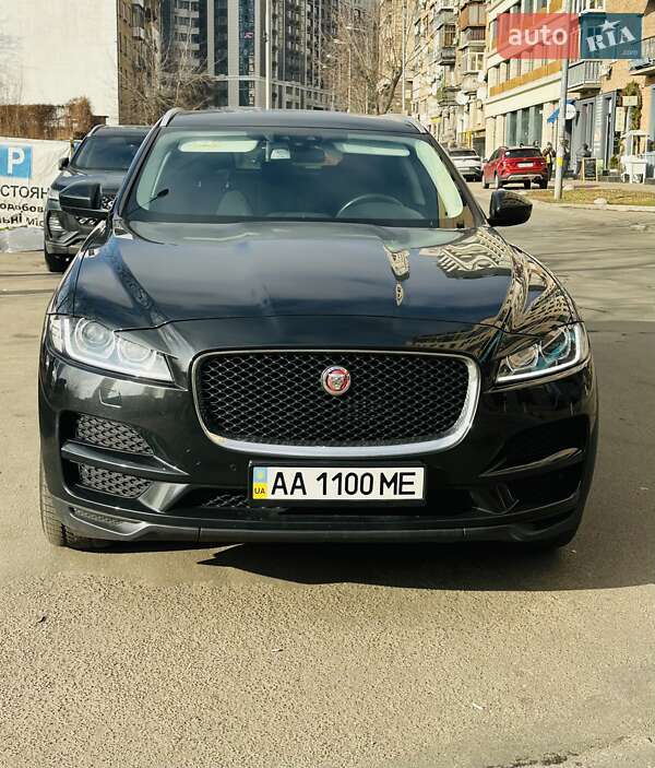 Внедорожник / Кроссовер Jaguar F-Pace 2016 в Киеве