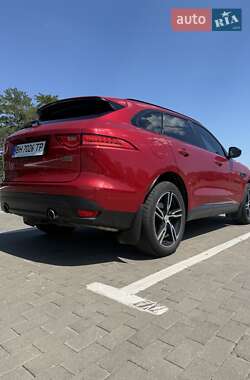 Позашляховик / Кросовер Jaguar F-Pace 2016 в 