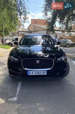 Позашляховик / Кросовер Jaguar F-Pace 2018 в 
