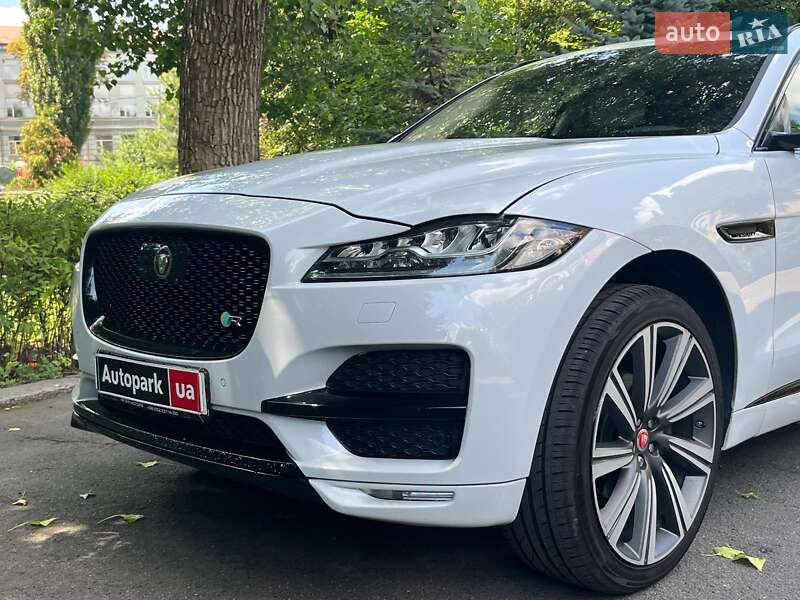 Позашляховик / Кросовер Jaguar F-Pace 2018 в Києві