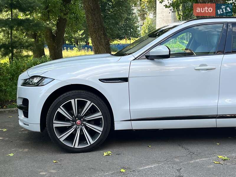 Позашляховик / Кросовер Jaguar F-Pace 2018 в Києві
