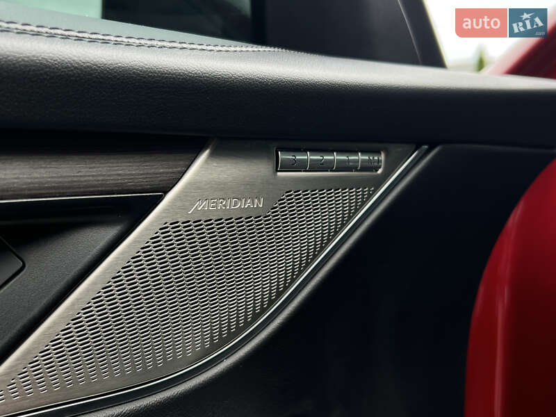 Позашляховик / Кросовер Jaguar F-Pace 2021 в Нововолинську