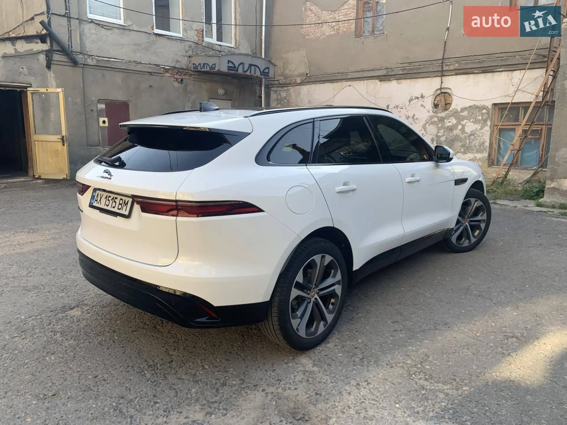 2022 Jaguar F-Pace - мініатюра 3