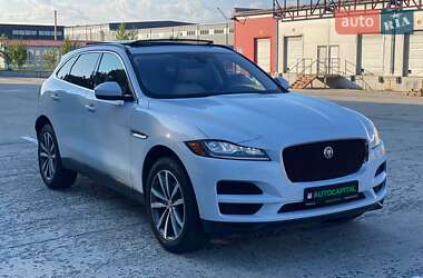 Внедорожник / Кроссовер Jaguar F-Pace 2017 в 