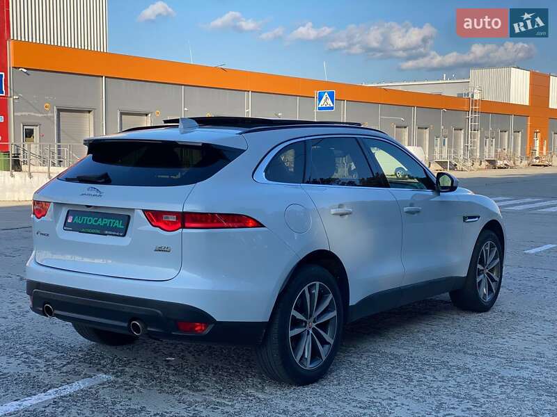 Внедорожник / Кроссовер Jaguar F-Pace 2017 в Киеве