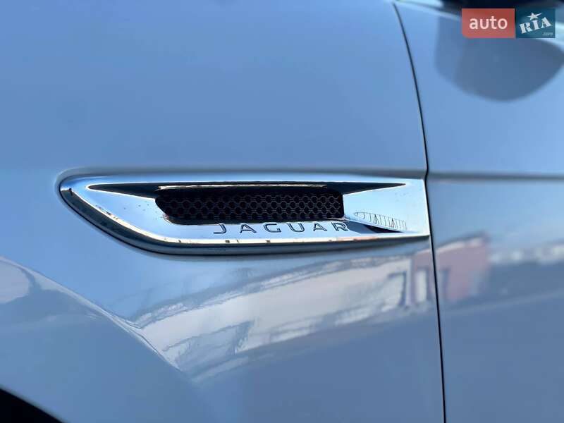 Внедорожник / Кроссовер Jaguar F-Pace 2017 в Киеве