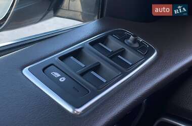 Внедорожник / Кроссовер Jaguar F-Pace 2017 в 