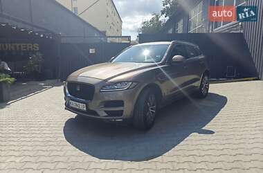 Внедорожник / Кроссовер Jaguar F-Pace 2016 в 