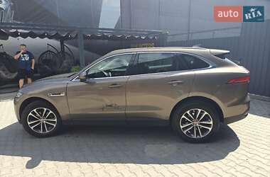 Внедорожник / Кроссовер Jaguar F-Pace 2016 в 