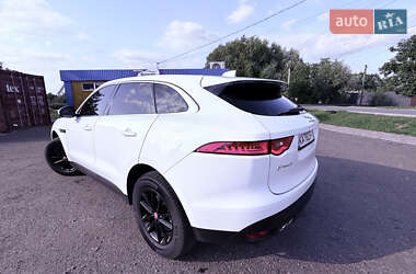 Внедорожник / Кроссовер Jaguar F-Pace 2017 в 