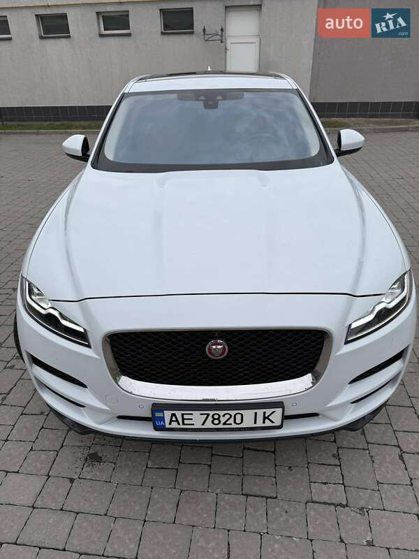 Позашляховик / Кросовер Jaguar F-Pace 2016 в Києві фото 13 Позашляховик / Кросовер Jaguar F-Pace 2016 в Києві