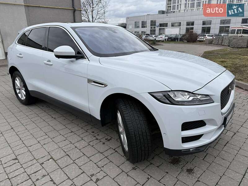 Jaguar F-Pace 2016