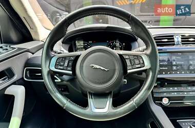 Внедорожник / Кроссовер Jaguar F-Pace 2018 в 