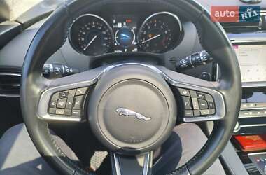 Внедорожник / Кроссовер Jaguar F-Pace 2019 в 