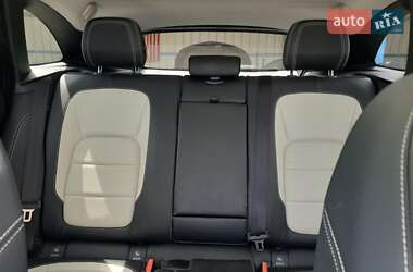Внедорожник / Кроссовер Jaguar F-Pace 2017 в 