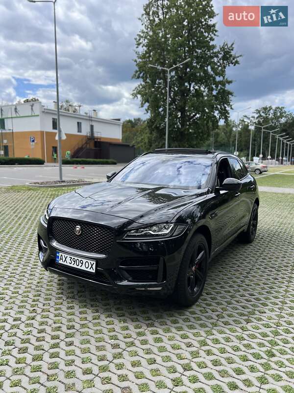 Внедорожник / Кроссовер Jaguar F-Pace 2018 в 