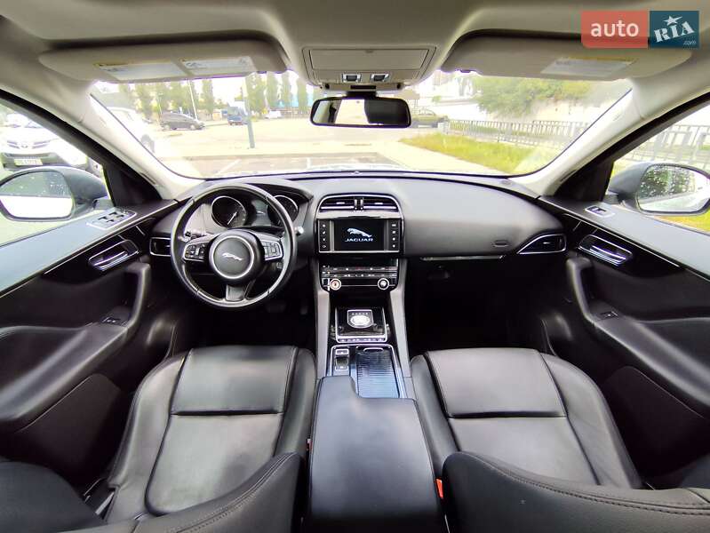 Позашляховик / Кросовер Jaguar F-Pace 2017 в Києві