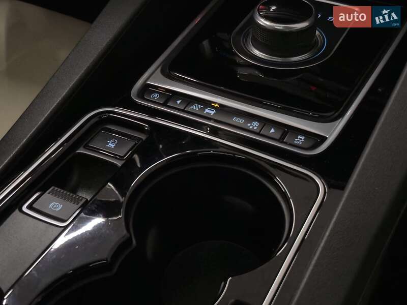 Внедорожник / Кроссовер Jaguar F-Pace 2016 в Николаеве фото 22 Внедорожник / Кроссовер Jaguar F-Pace 2016 в Николаеве