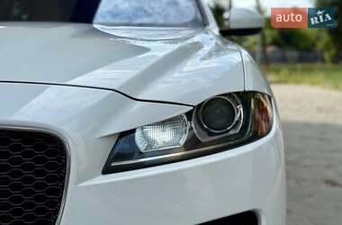 Внедорожник / Кроссовер Jaguar F-Pace 2018 в 