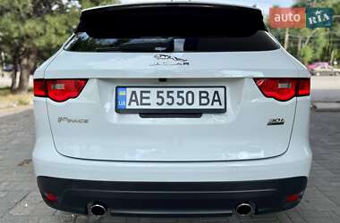 Внедорожник / Кроссовер Jaguar F-Pace 2018 в 
