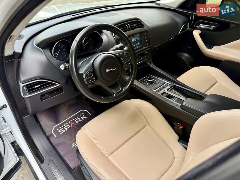 Внедорожник / Кроссовер Jaguar F-Pace 2018 в Днепре