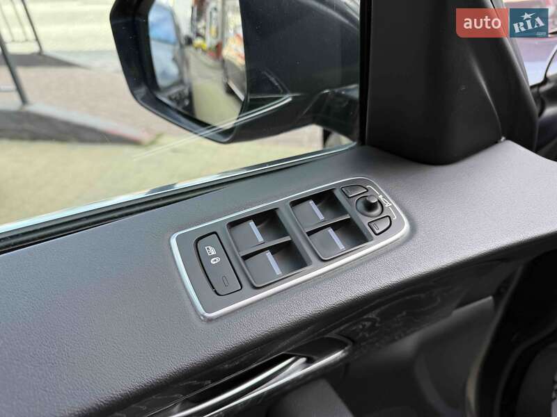 Внедорожник / Кроссовер Jaguar F-Pace 2016 в Львове фото 13 Внедорожник / Кроссовер Jaguar F-Pace 2016 в Львове