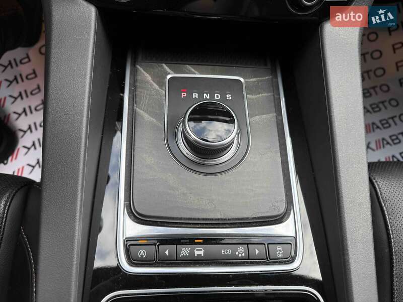 Внедорожник / Кроссовер Jaguar F-Pace 2016 в Львове фото 30 Внедорожник / Кроссовер Jaguar F-Pace 2016 в Львове