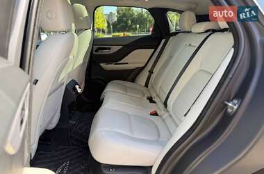 Внедорожник / Кроссовер Jaguar F-Pace 2017 в 