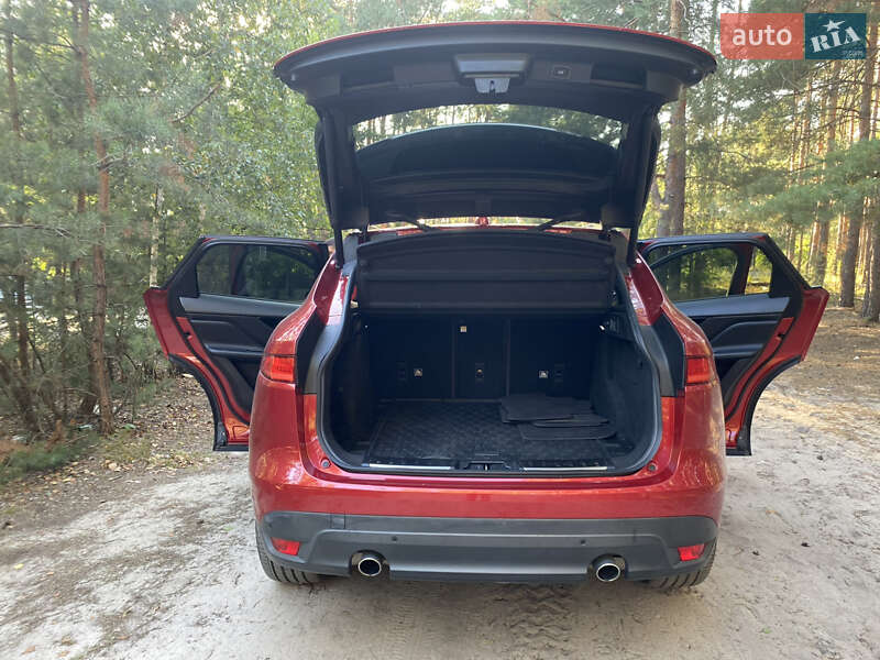 Позашляховик / Кросовер Jaguar F-Pace 2018 в Києві