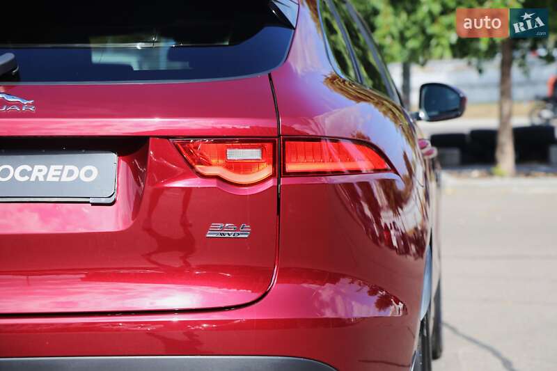 Внедорожник / Кроссовер Jaguar F-Pace 2016 в Киеве фото 9 Внедорожник / Кроссовер Jaguar F-Pace 2016 в Киеве