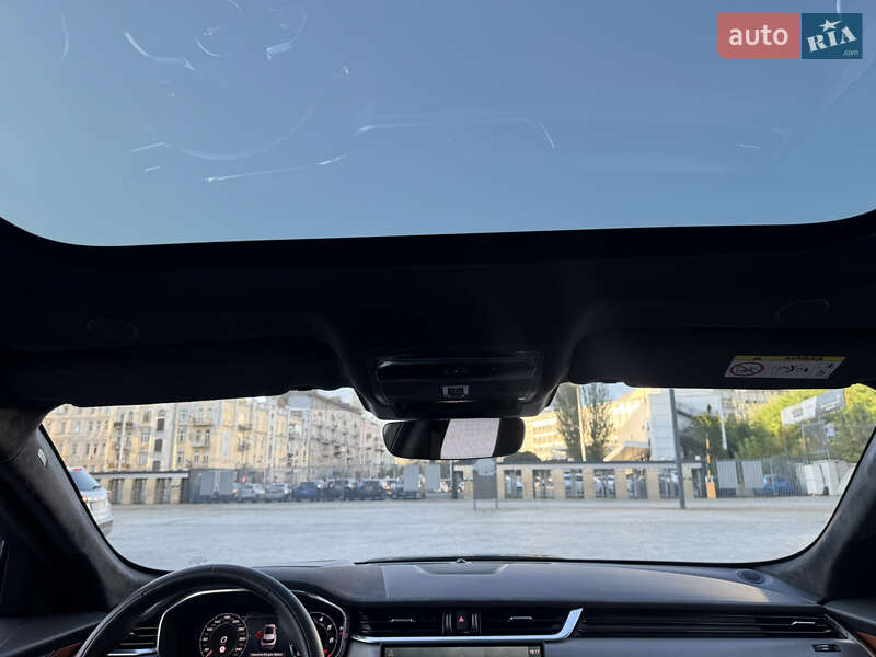 Внедорожник / Кроссовер Jaguar F-Pace 2023 в Киеве