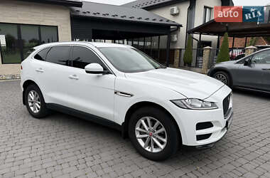 Внедорожник / Кроссовер Jaguar F-Pace 2017 в 