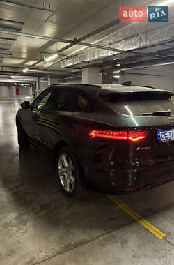 Внедорожник / Кроссовер Jaguar F-Pace 2017 в 