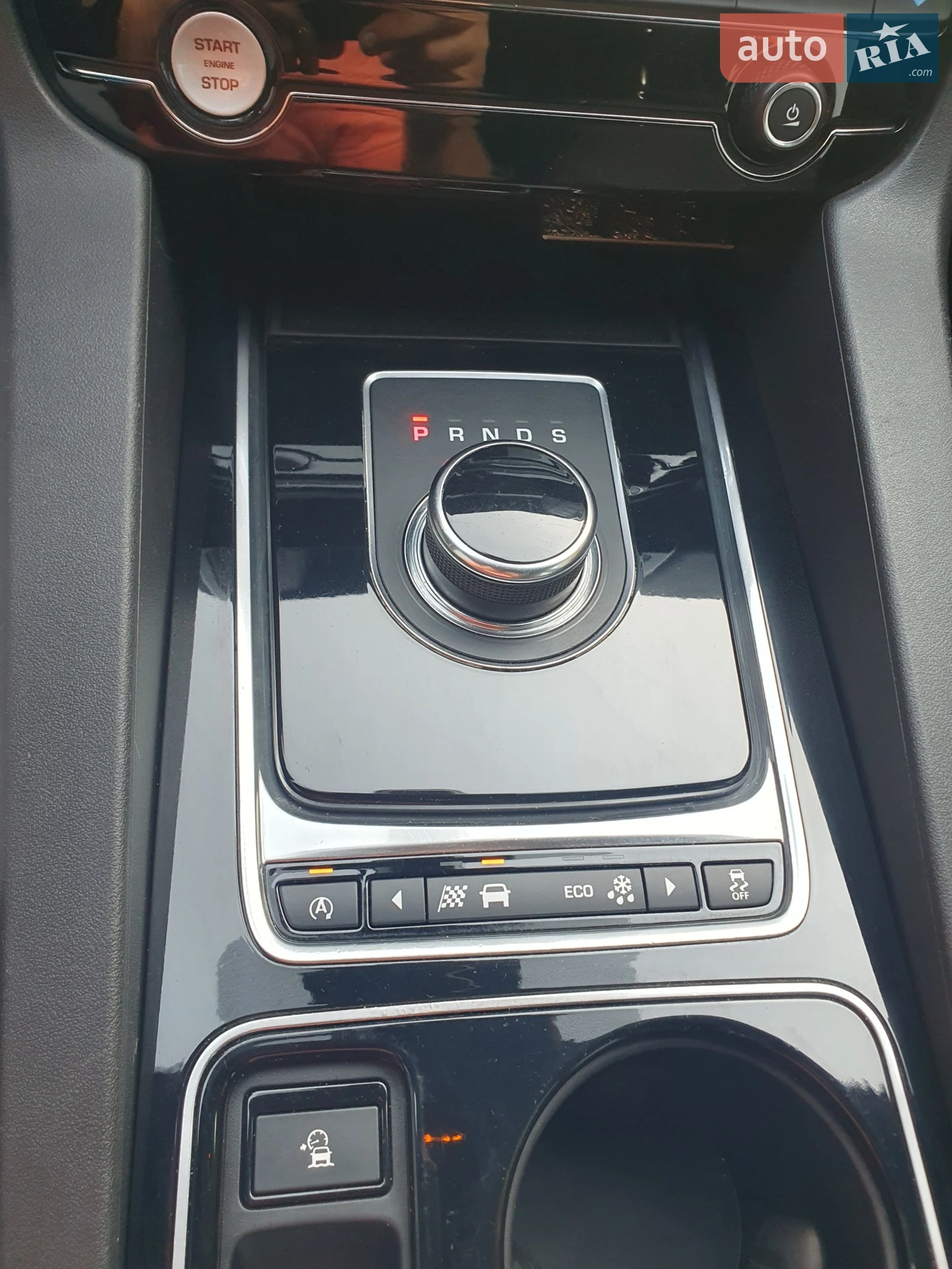 2017 Jaguar F-Pace - мініатюра 18