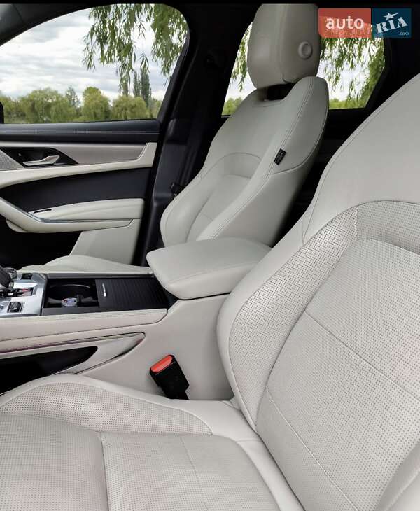 Позашляховик / Кросовер Jaguar F-Pace 2021 в Рівному фото 27 Позашляховик / Кросовер Jaguar F-Pace 2021 в Рівному