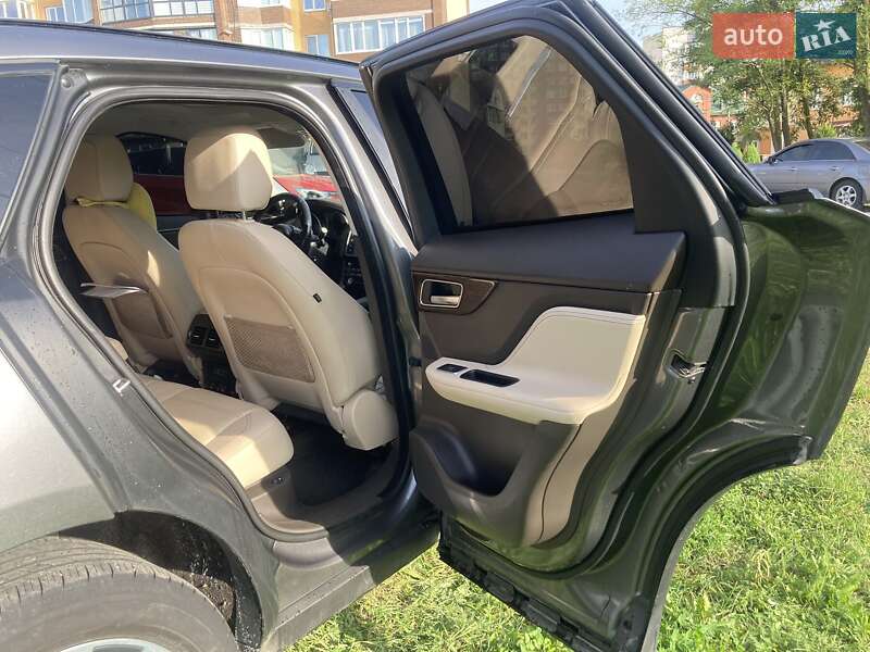 Позашляховик / Кросовер Jaguar F-Pace 2016 в Хмельницькому фото 34 Позашляховик / Кросовер Jaguar F-Pace 2016 в Хмельницькому