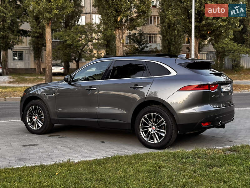 Позашляховик / Кросовер Jaguar F-Pace 2017 в Кременчуці