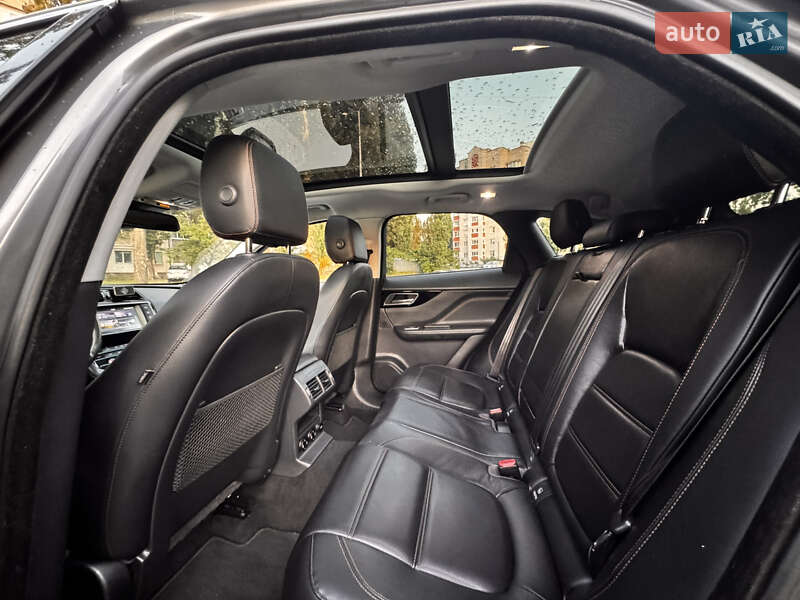 Позашляховик / Кросовер Jaguar F-Pace 2017 в Кременчуці
