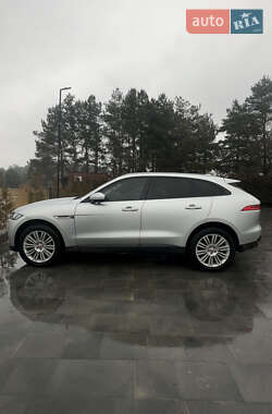 Внедорожник / Кроссовер Jaguar F-Pace 2018 в 