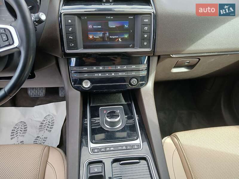 Внедорожник / Кроссовер Jaguar F-Pace 2018 в Луцке