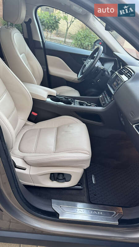 Позашляховик / Кросовер Jaguar F-Pace 2016 в Одесі