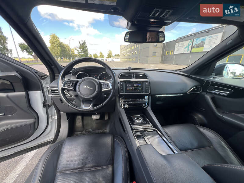 Внедорожник / Кроссовер Jaguar F-Pace 2018 в Киеве фото 12 Внедорожник / Кроссовер Jaguar F-Pace 2018 в Киеве