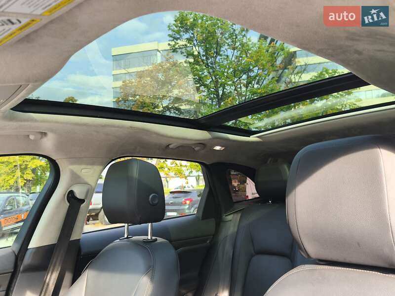 Позашляховик / Кросовер Jaguar F-Pace 2018 в Дніпрі