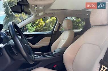 Позашляховик / Кросовер Jaguar F-Pace 2018 в 