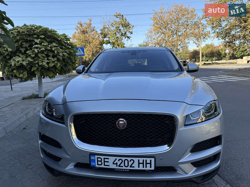 Позашляховик / Кросовер Jaguar F-Pace 2018 в Миколаєві
