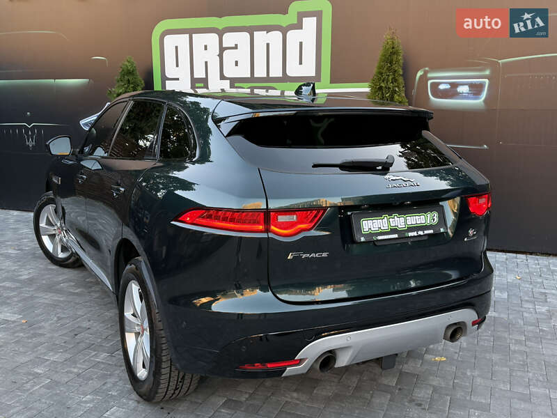 Позашляховик / Кросовер Jaguar F-Pace 2016 в Києві