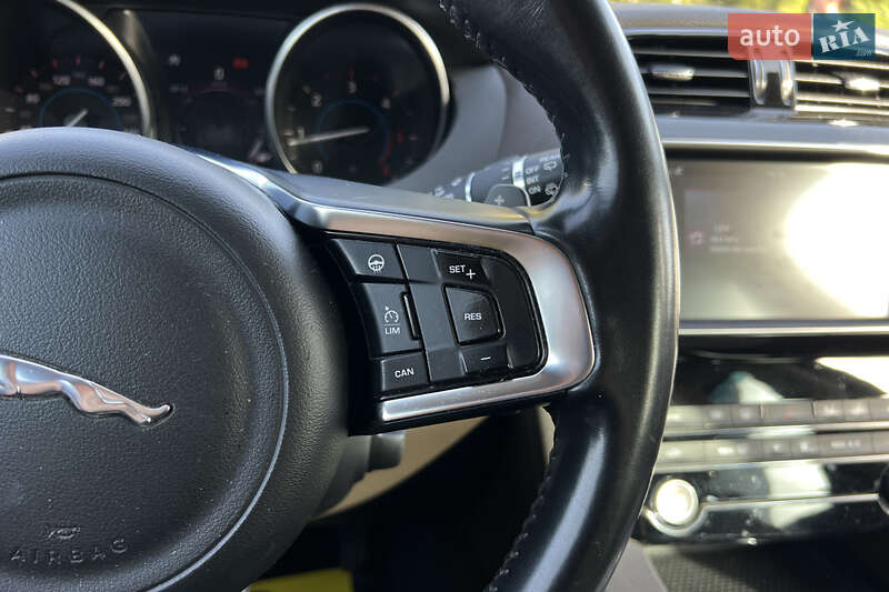 Внедорожник / Кроссовер Jaguar F-Pace 2017 в Львове